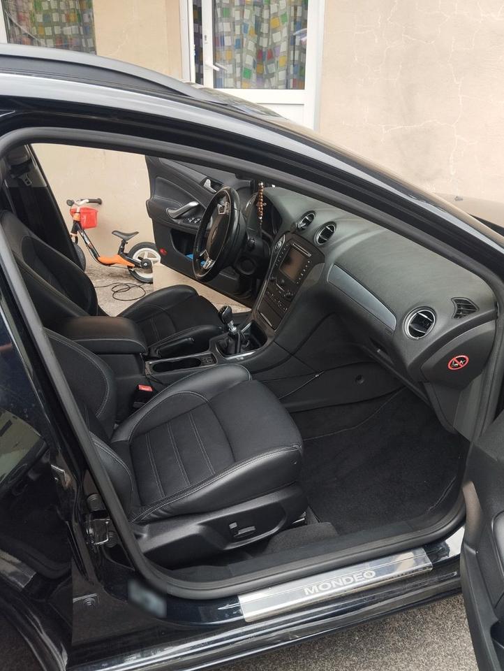 Ford Mondeo 2012 — photo 7
