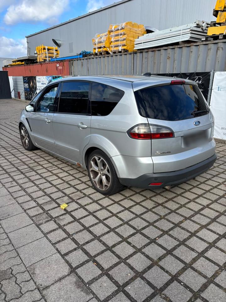 Ford Galaxy 2007 — двигун