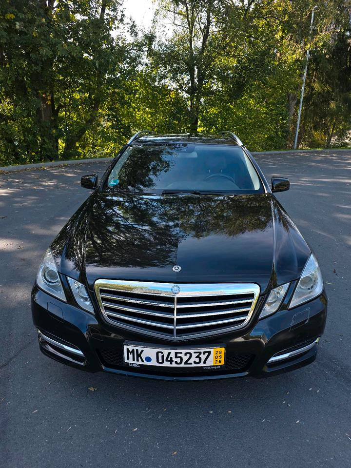 Mercedes Benz E 220, 2011