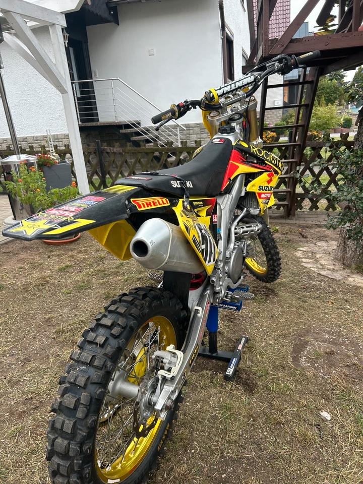 Suzuki Reserviert • Suzuki RM-Z 450ccm ( ) |Motocross |inkl. Großem Teilepaket 2010 — interior