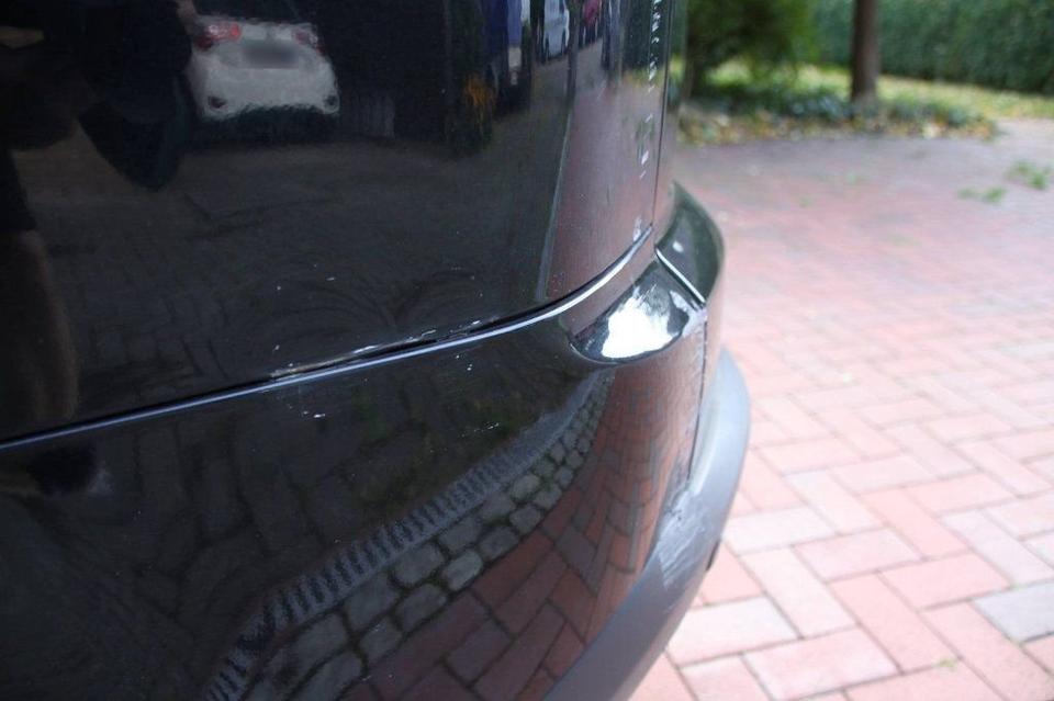 Ford S-Max 2011 — photo 11