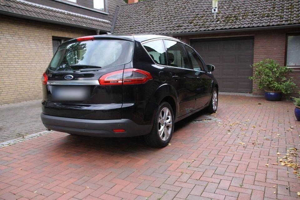 Ford S-Max 2011 — interior
