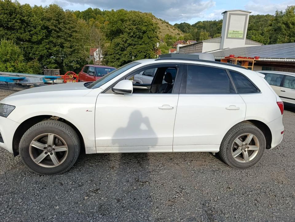 Audi Q5 2008 — engine