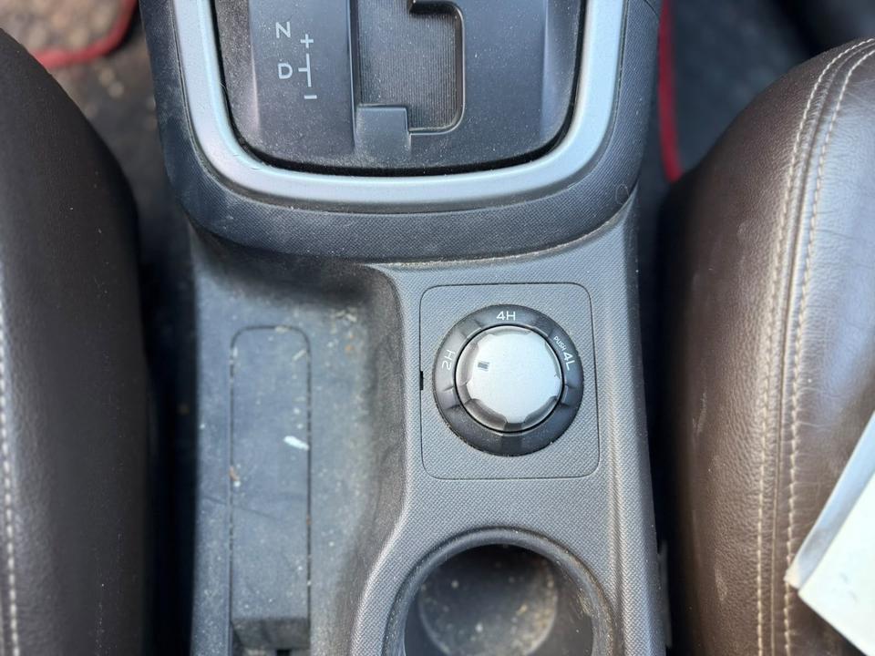 Weitere Automarken Isuzu D-Max -4WD - AUTOMATIK- LEDER - MOTORPROBLEM 2013 — фото 20