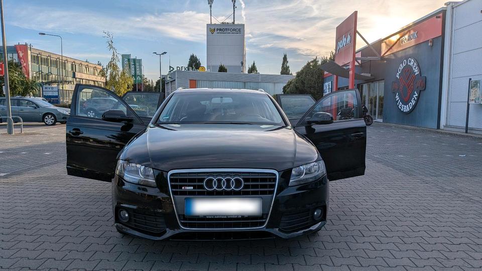 Audi A4 2011 — photo 5