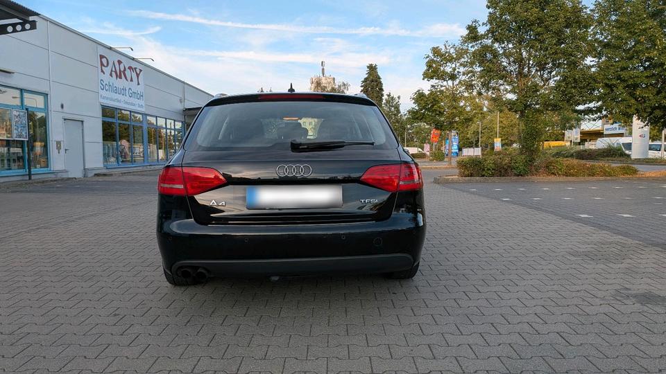 Audi A4 2011 — photo 8