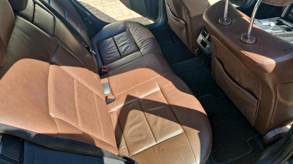 Mercedes Benz E 350 2009 — interior