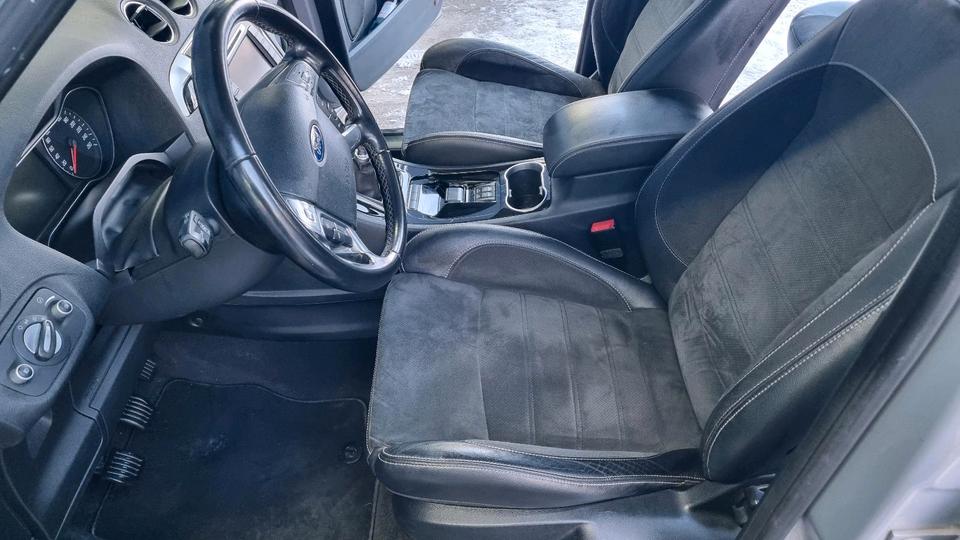 Ford S-Max 2011 — photo 6