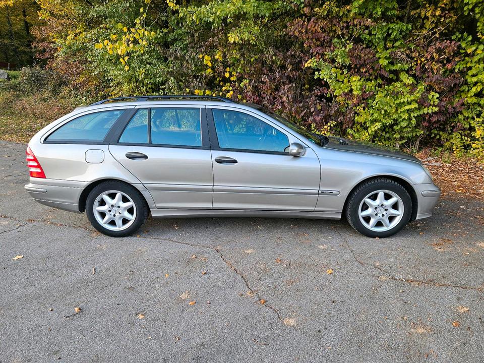 Mercedes Benz C 220 2004 — photo 5