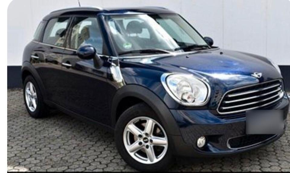 Mini Countryman S (Cooper) 2012 — rear view