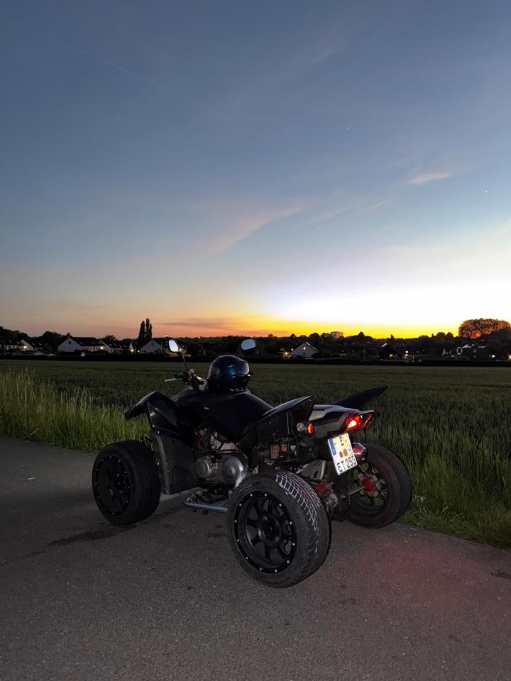 Weitere Motorräder Adly hurricane 320 supermoto 2012 — engine 272 ccm