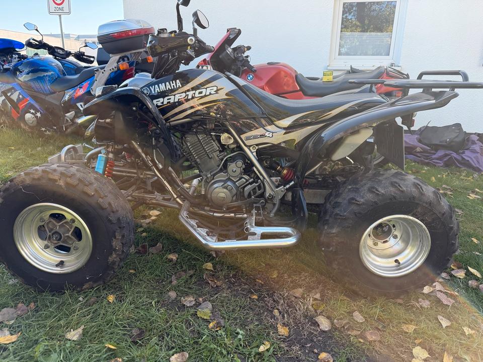 Yamaha Gelöscht • Yamaha Raptor YFM660R *Quad* LOF 2005 — interior