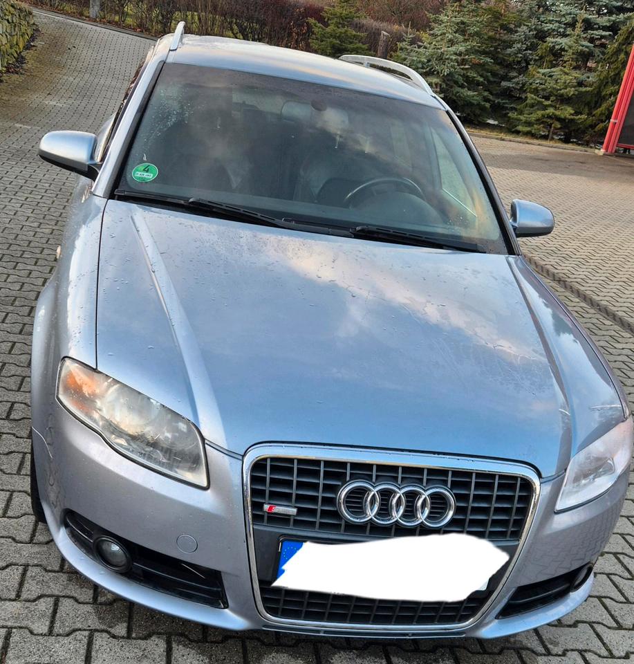 Audi A4 2005 — вигляд ззаду