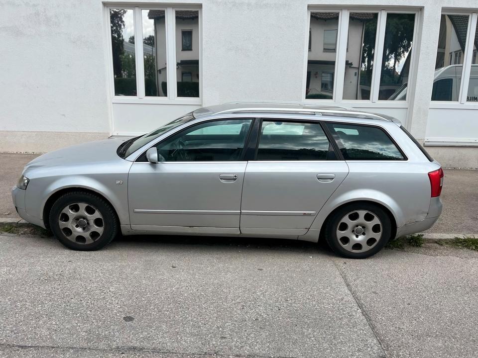 Audi A4 2004 — engine