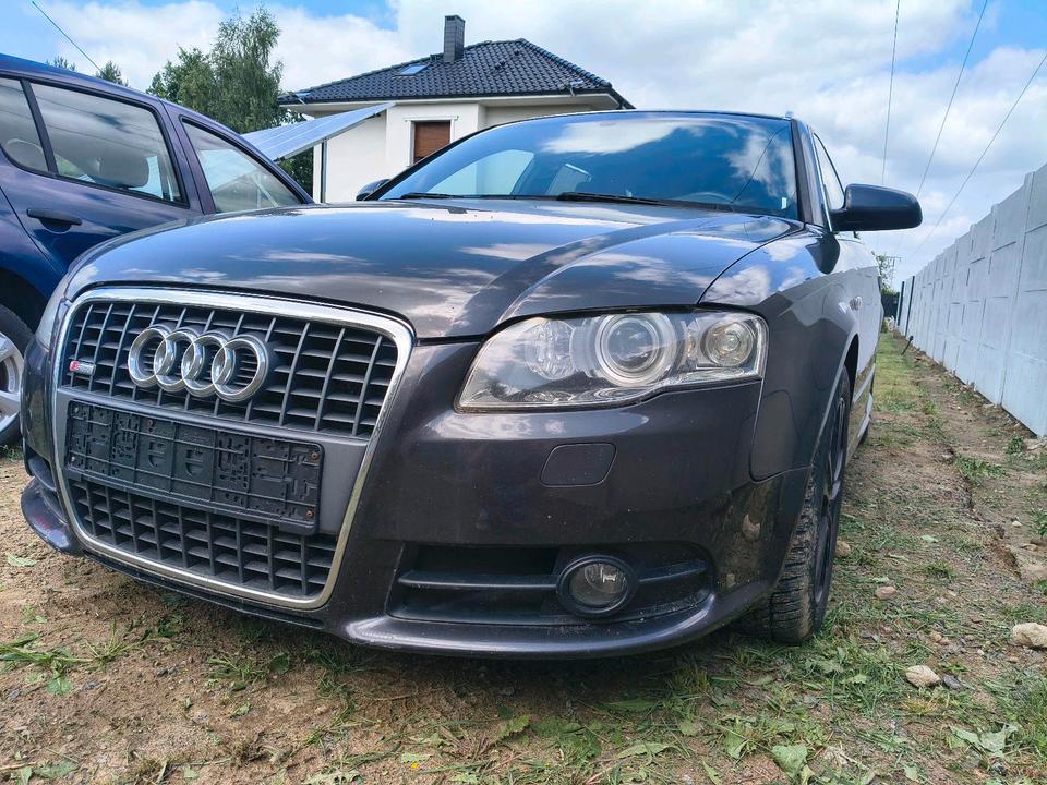 Audi A4 2007 — вигляд ззаду
