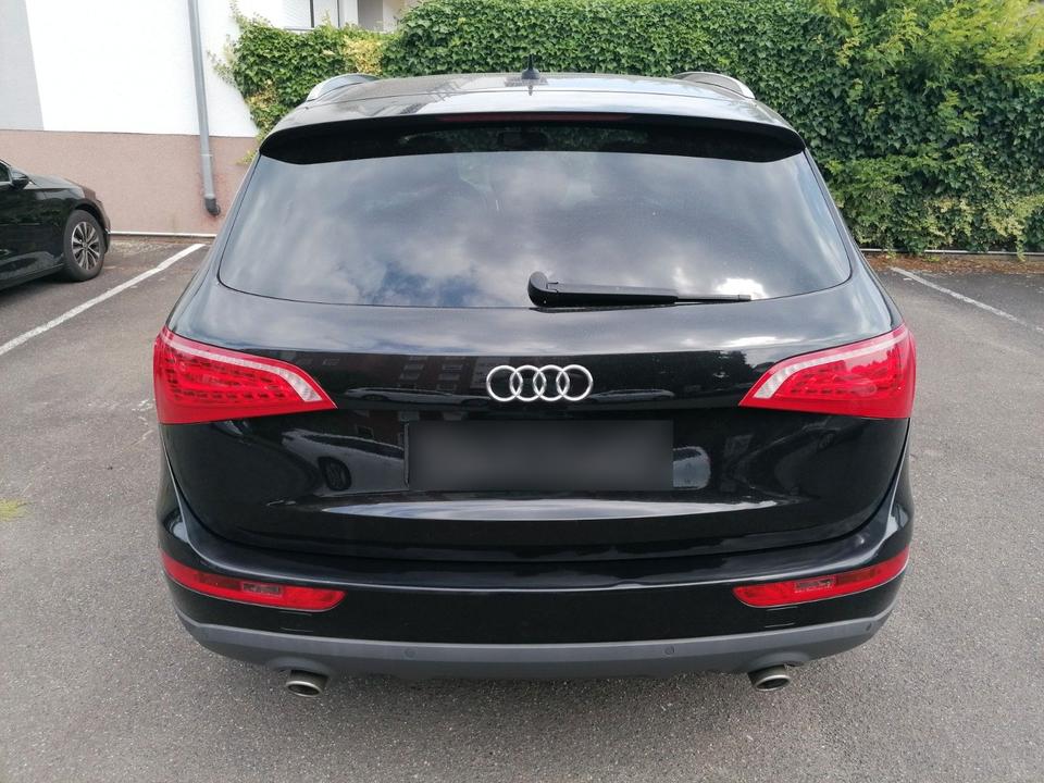 Audi Q5 2009 — photo 10