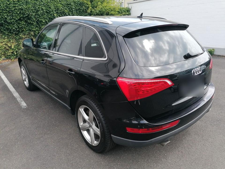Audi Q5 2009 — photo 9