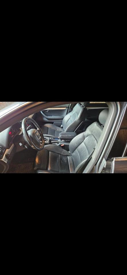 Audi A4 2007 — engine