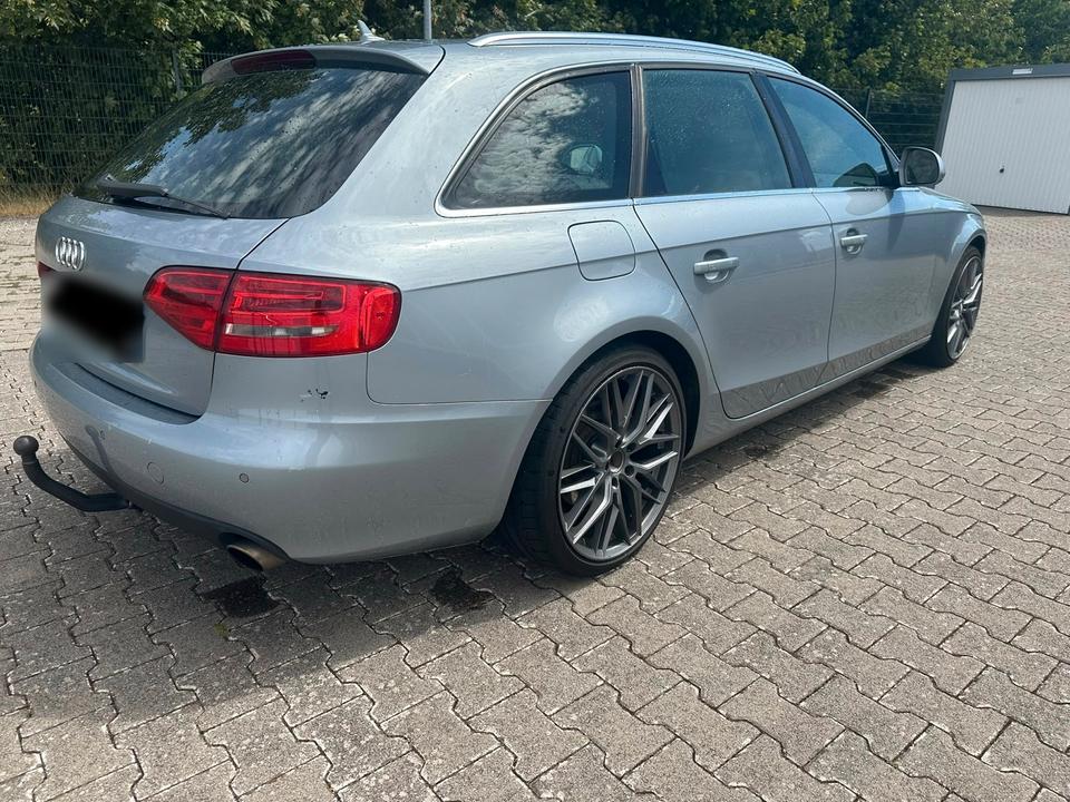Audi A4 2008 — двигун