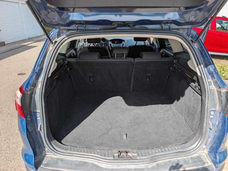 Ford Focus 2014 — photo 11