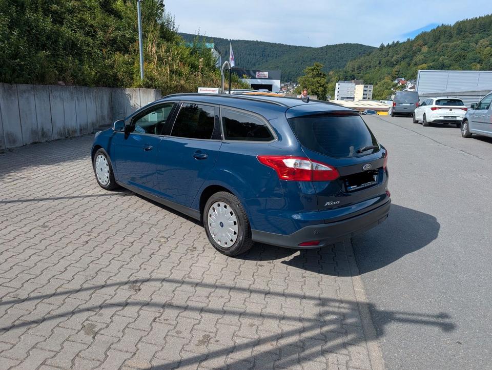 Ford Focus 2014 — photo 5