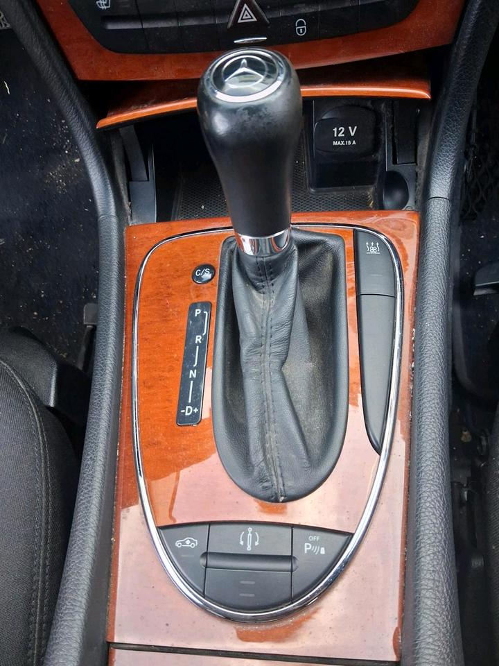Mercedes Benz E 280 2008 — photo 9