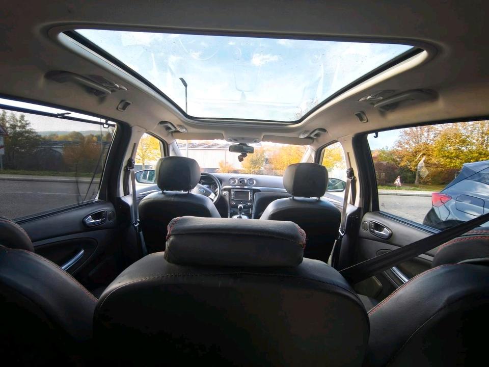 Ford S-Max 2013 — rear view