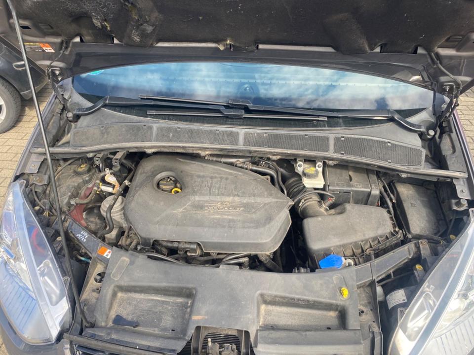 Ford S-Max 2014 — photo 16