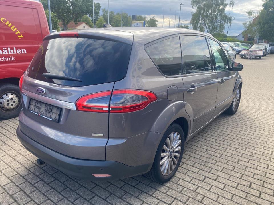 Ford S-Max 2014 — photo 9