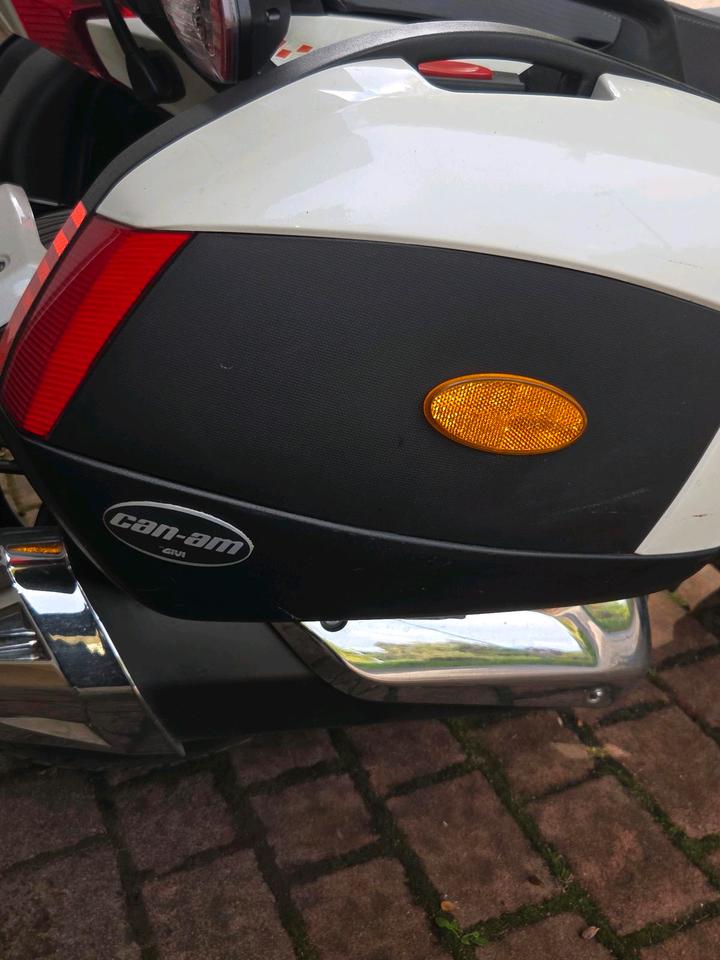  Can Am Spyder ST 2014 — photo 5