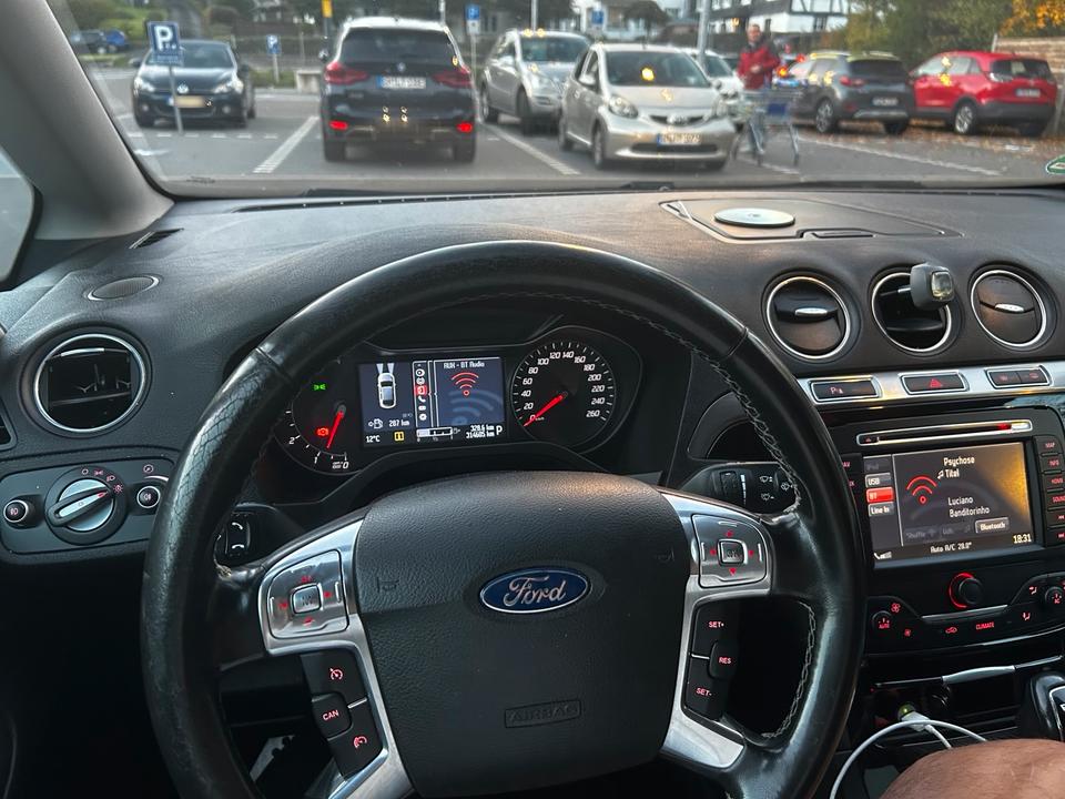 Ford S-Max 2011 — photo 7