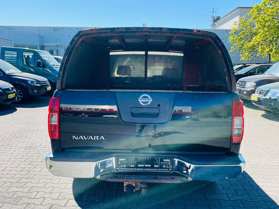 Nissan Navara 2011 — photo 6