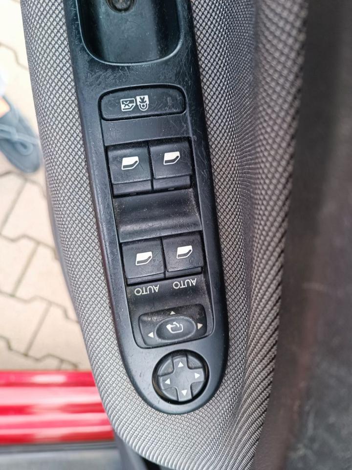 Citroen C3 Picasso 2013 — photo 18