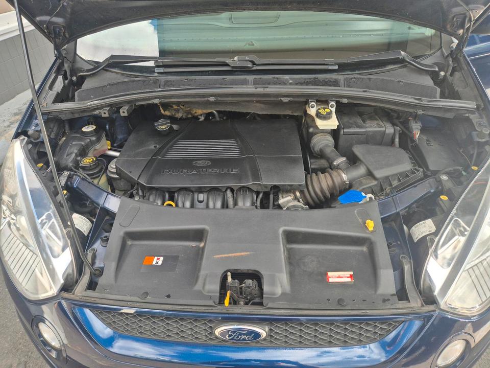 Ford S-Max 2009 — photo 8