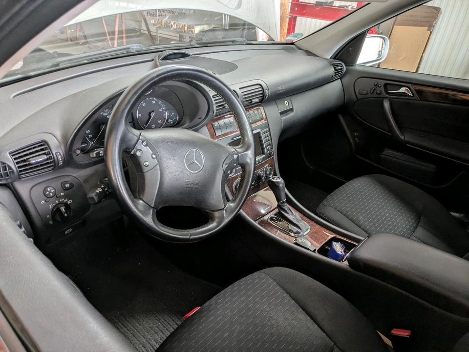 Mercedes Benz C 220, 2004