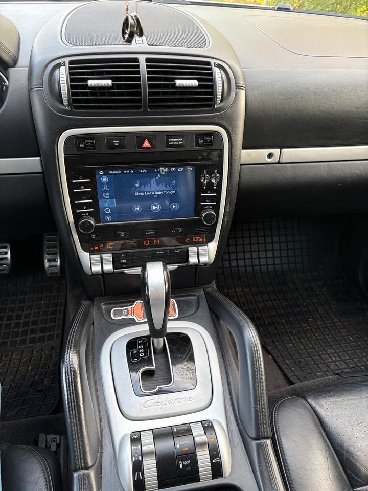 Porsche Cayenne 2006 — photo 13
