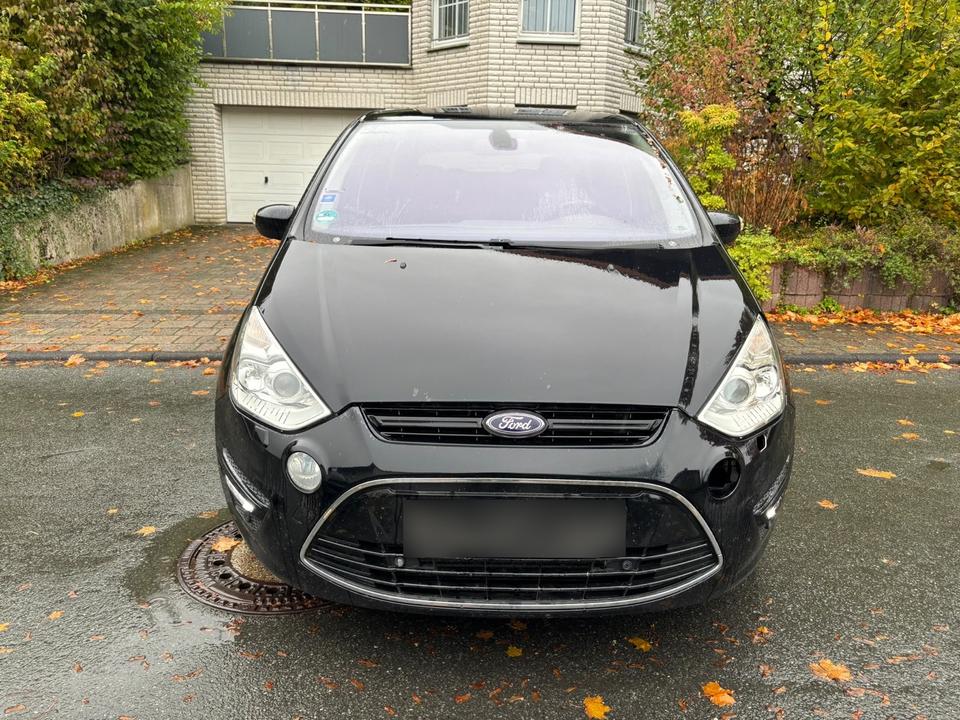 Ford S-Max 2014 — rear view