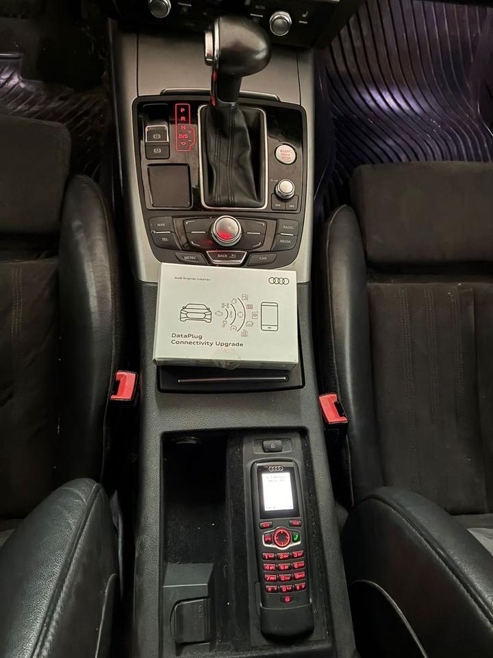 Audi A6 2011 — photo 10