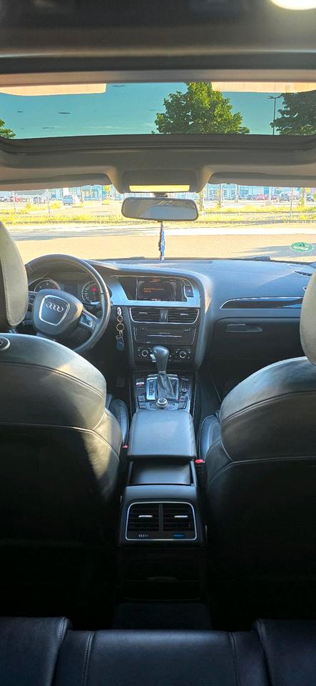 Audi A4 2011 — photo 10
