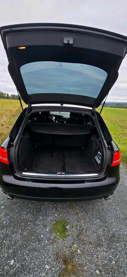 Audi A4 2011 — photo 12