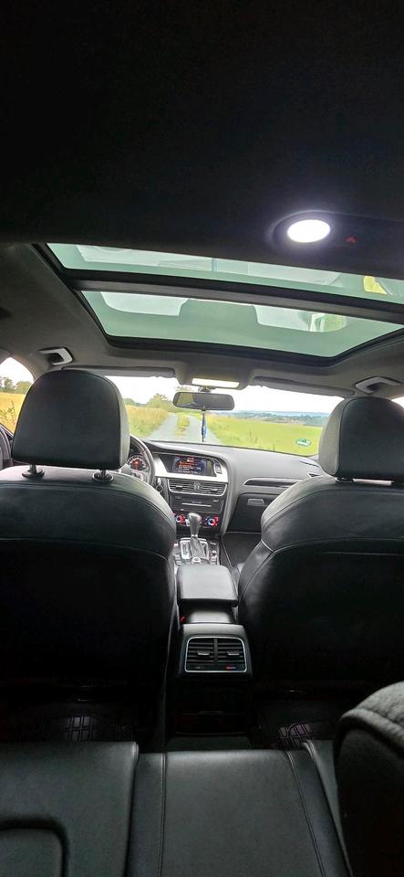 Audi A4 2011 — photo 14