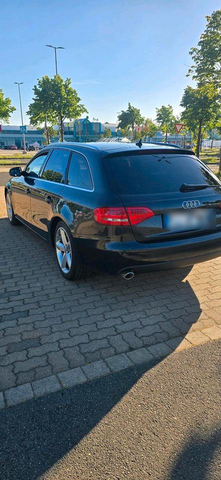Audi A4 2011 — photo 6