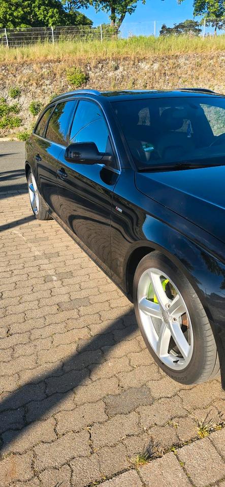 Audi A4 2011 — photo 8
