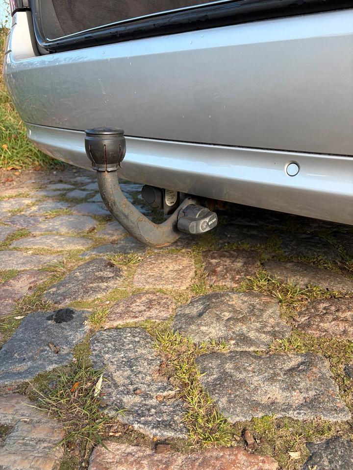 Mercedes Benz E 200 2005 — photo 17