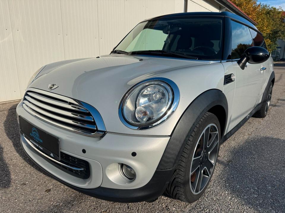 Mini Cooper S Clubman 2011 — photo 17