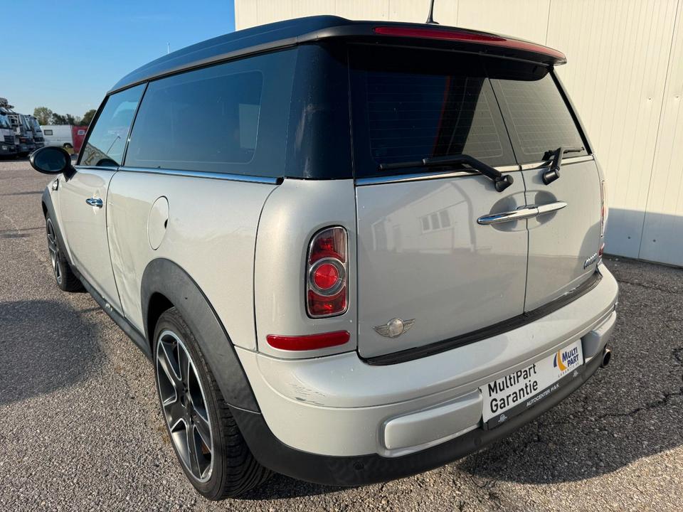 Mini Cooper S Clubman 2011 — photo 18