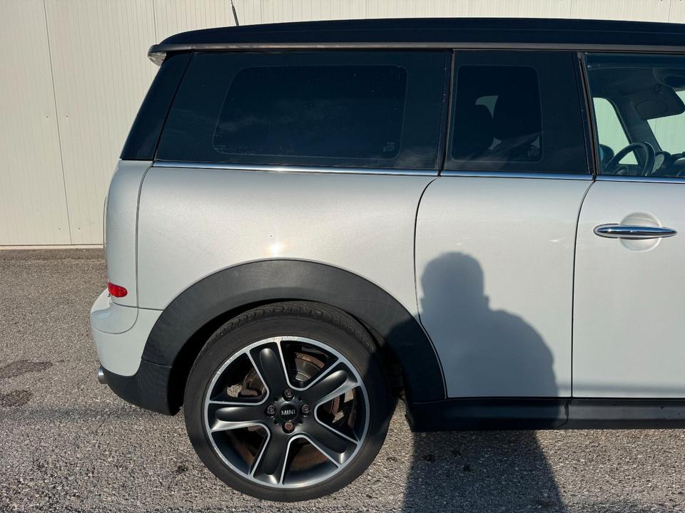 Mini Cooper S Clubman 2011 — photo 22