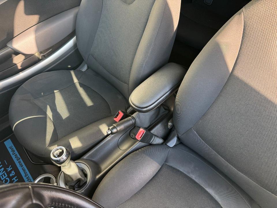 Mini Cooper S Clubman 2011 — photo 29