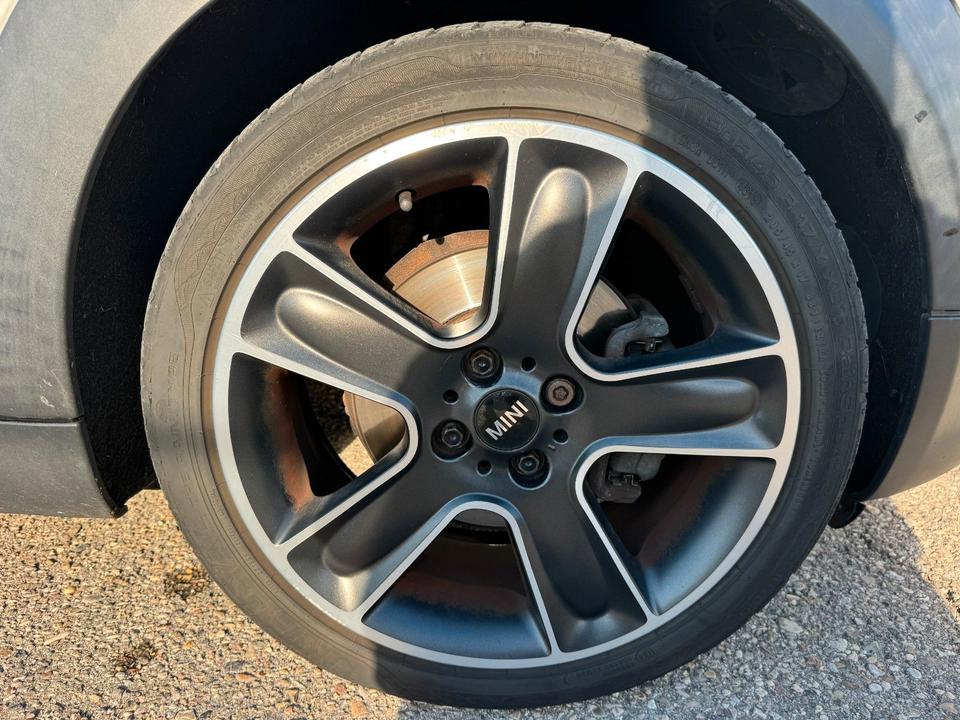Mini Cooper S Clubman 2011 — photo 33