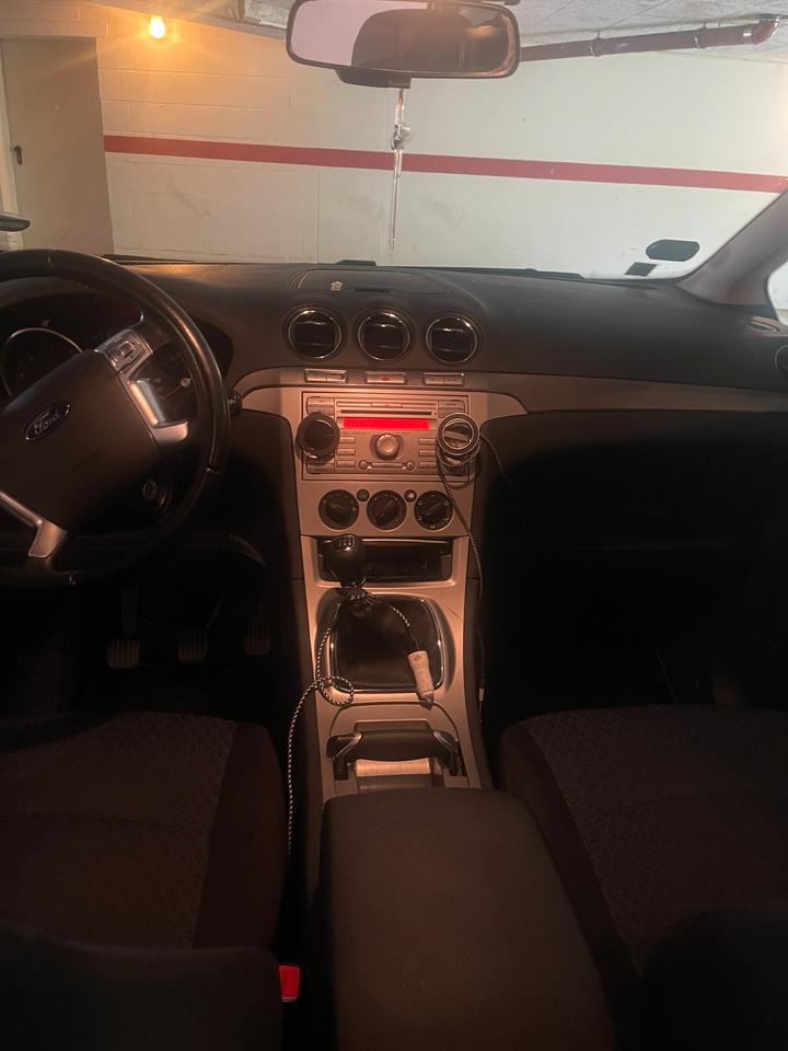 Ford S-Max 2007 — photo 9